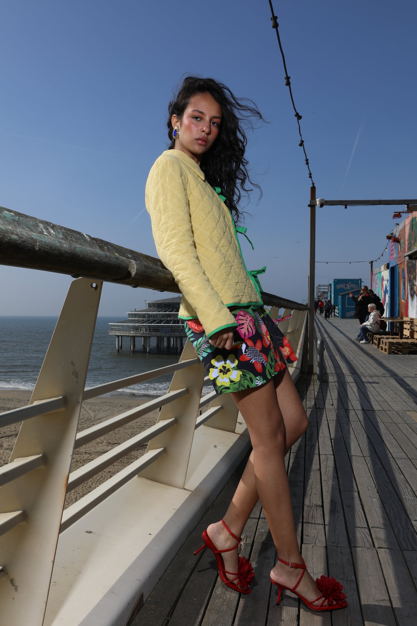 It's wrap skirt floral